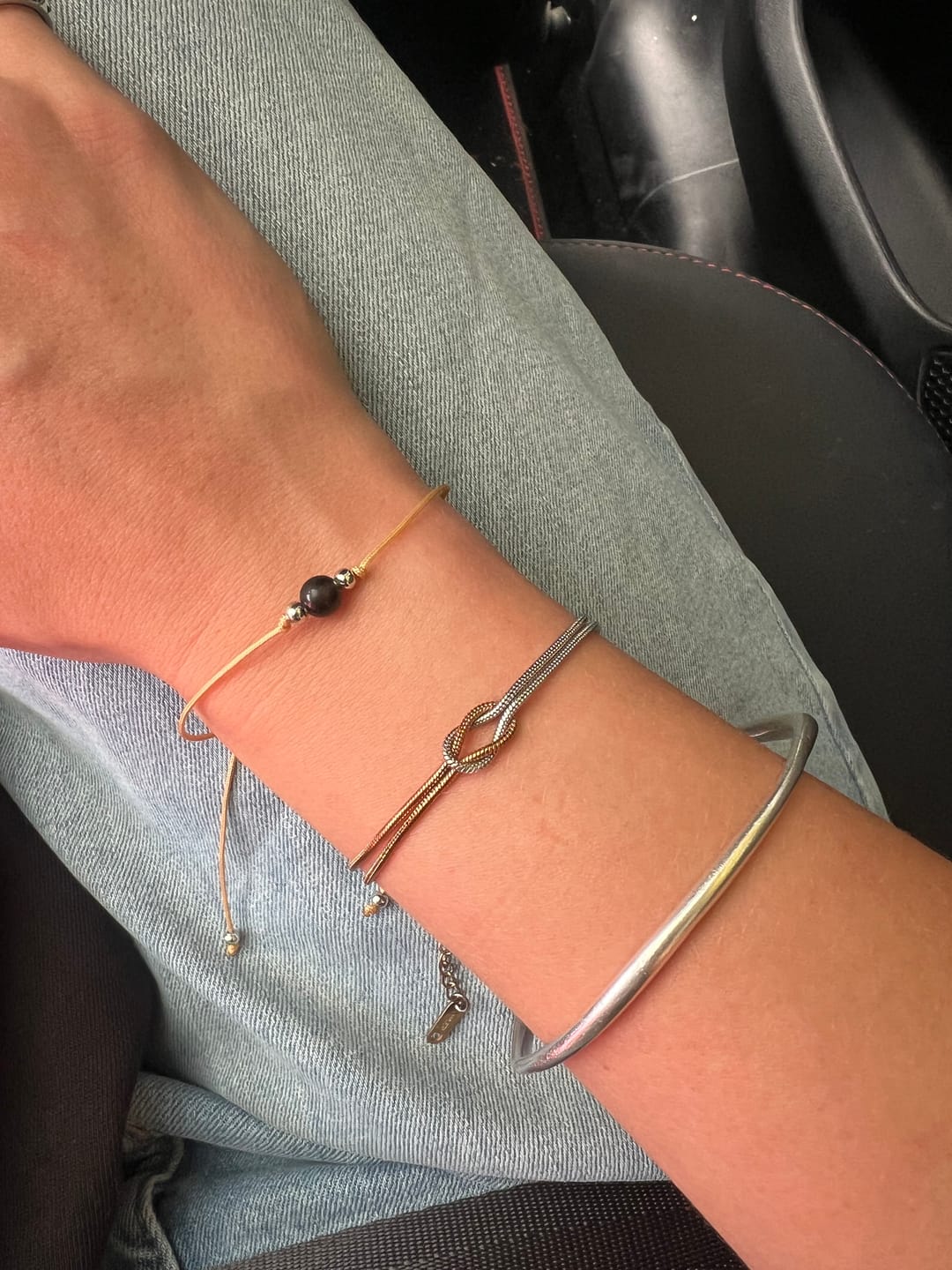 Customer photo review of Obsidian Armband - Naturband