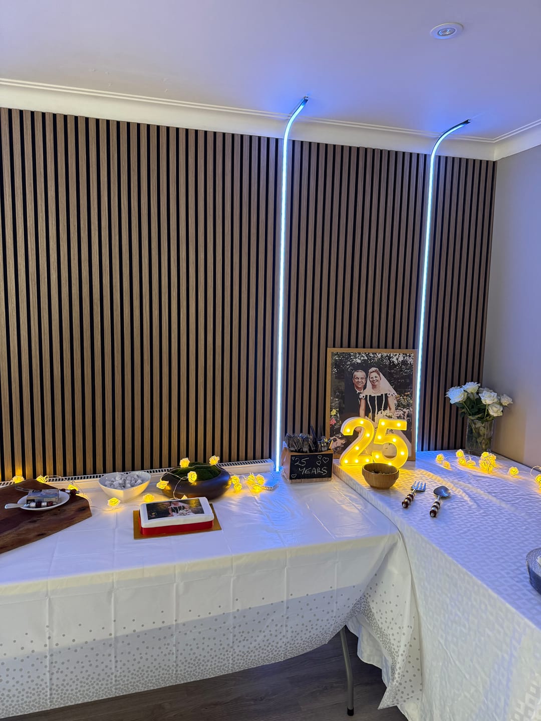 Customer photo review of Premium LED light kit 4 x 240cm LED Light Strips