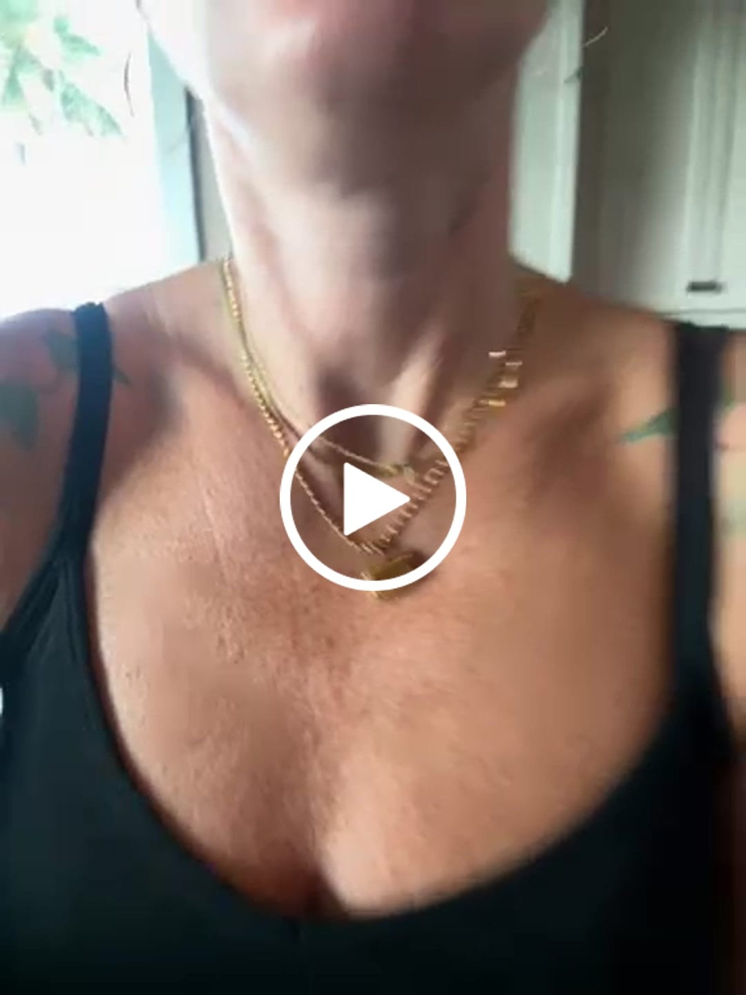 Customer video review of Turqs + Caicos Stone Necklace (5 colors)