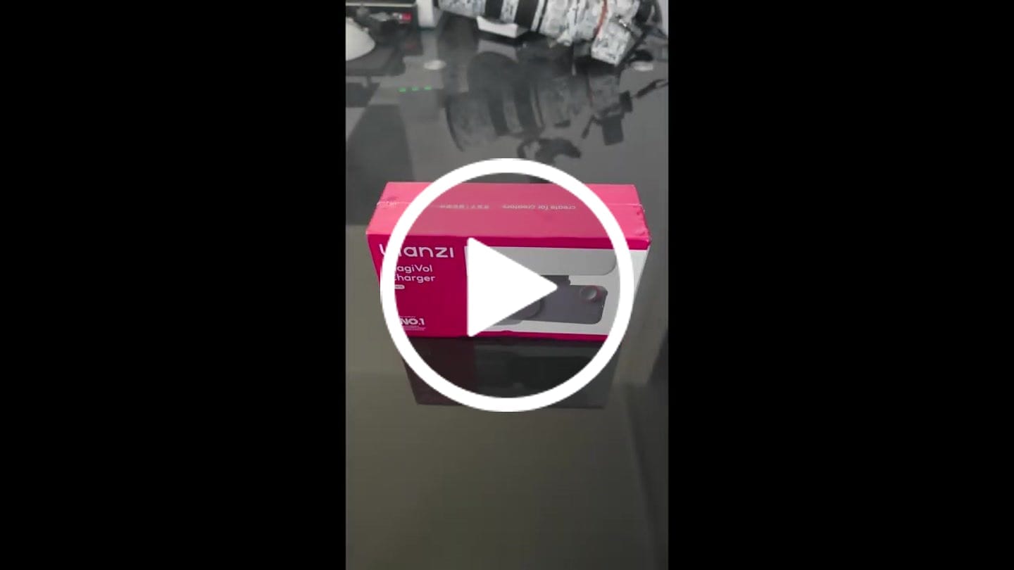 Customer video review of Ulanzi CW15 Wireless Charger with Qi2