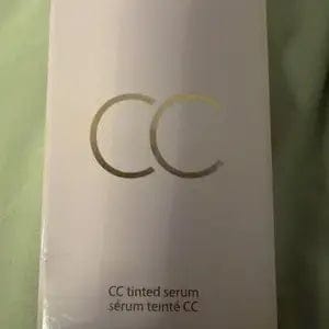 Customer photo review of Elariao CC Color-Correcting Tinted Serum