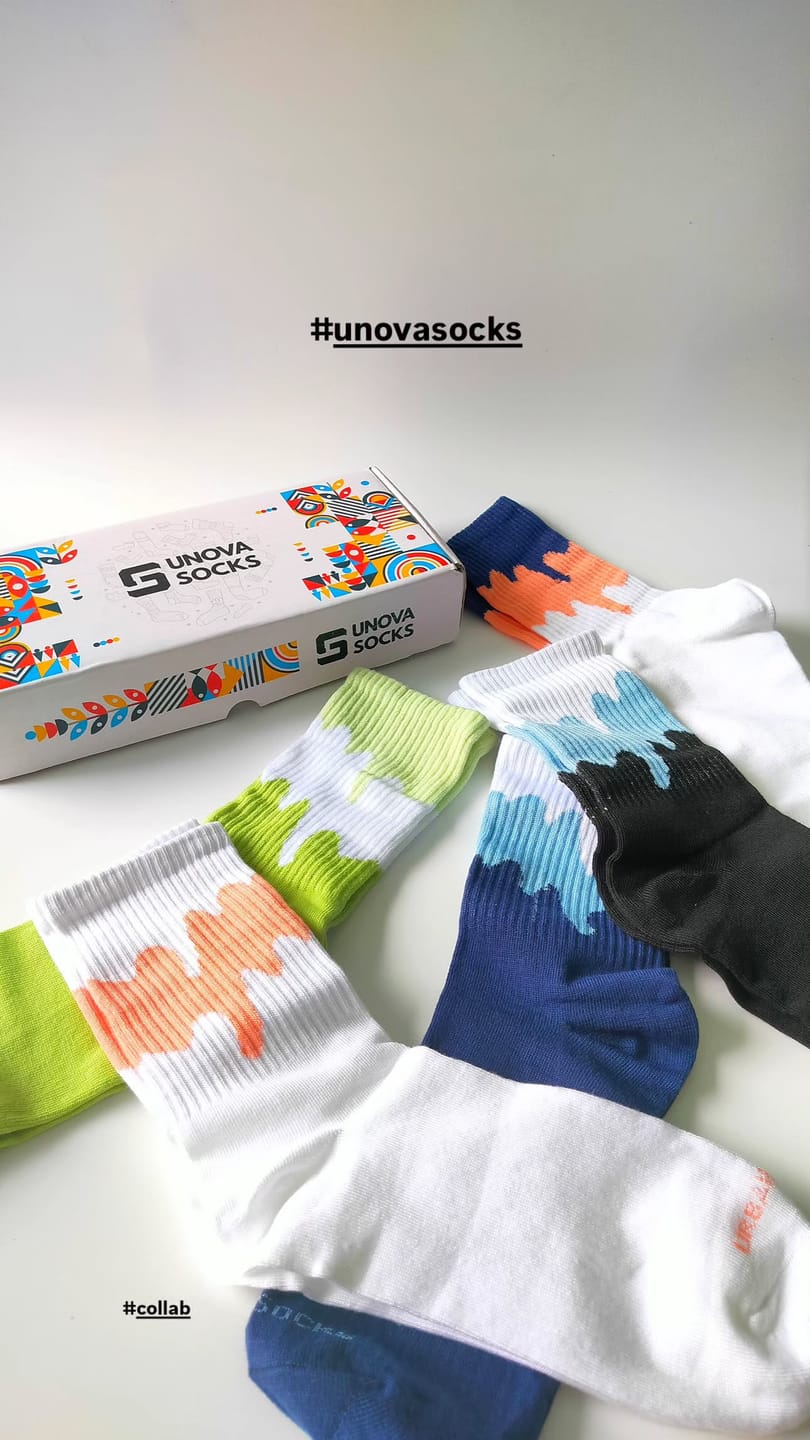 Customer photo review of Drip Wave Edition Cotton Socks