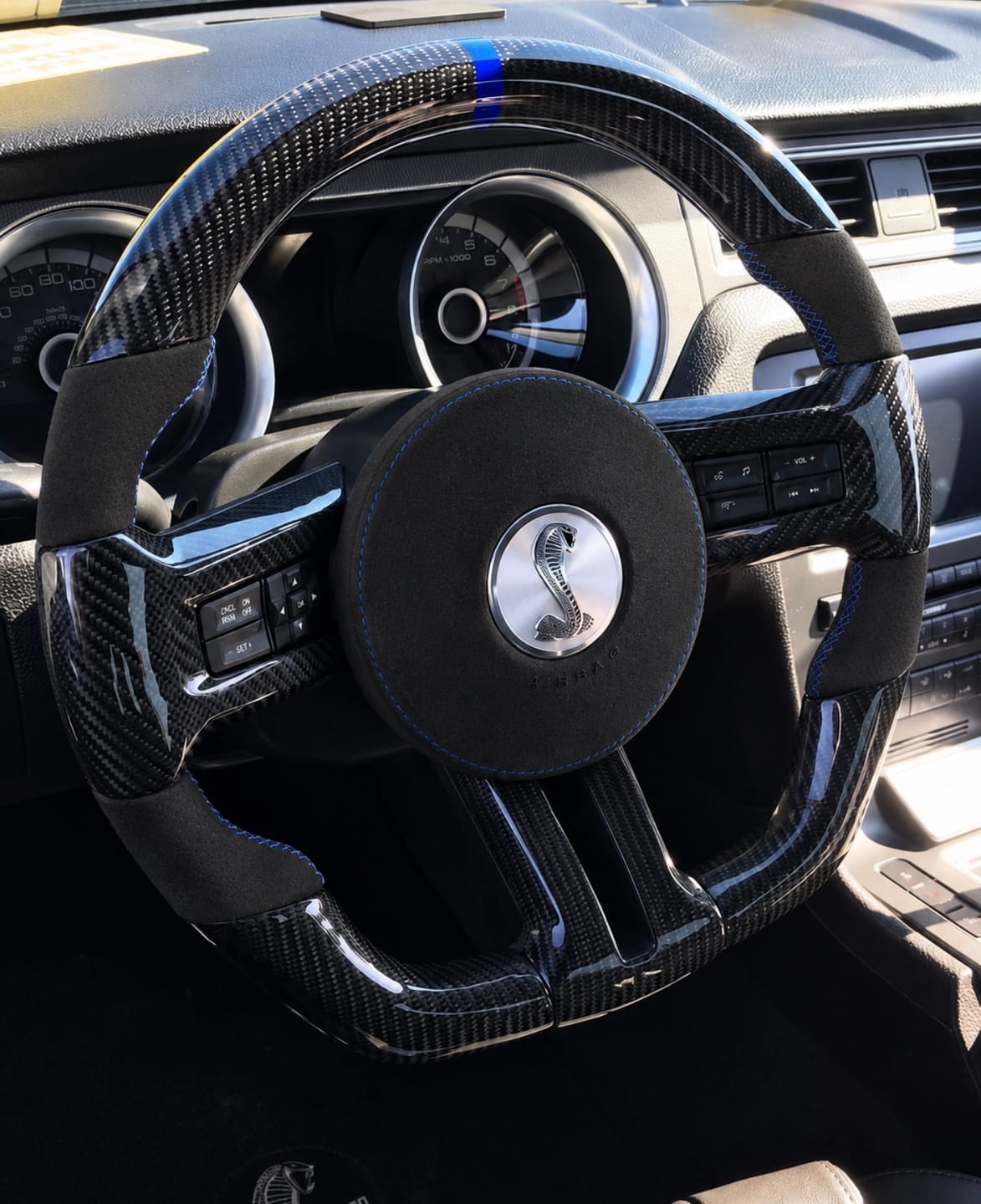 Customer photo review of 2010-2014 S197 Ford Mustang Steering Wheel (Button surround trims not included)