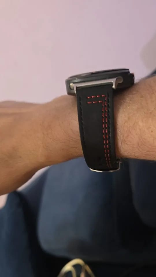 Customer photo review of Samsung Galaxy Leather Watch Band No Gap Replacement For Ultra/Ultra2