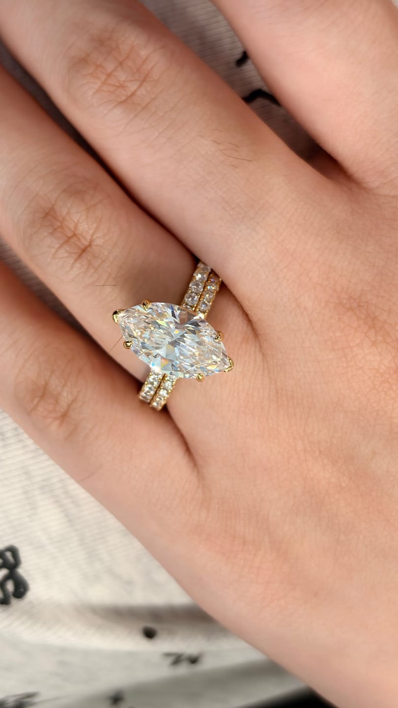 Customer photo review of S925 4.0Ct Marquise Cut Wedding Ring Set Travel Ring With Classic Wedding Band For Women