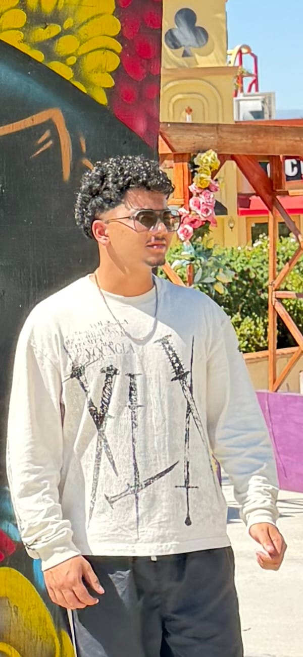 Customer photo review of 8031 - Iron Edge Longsleeves