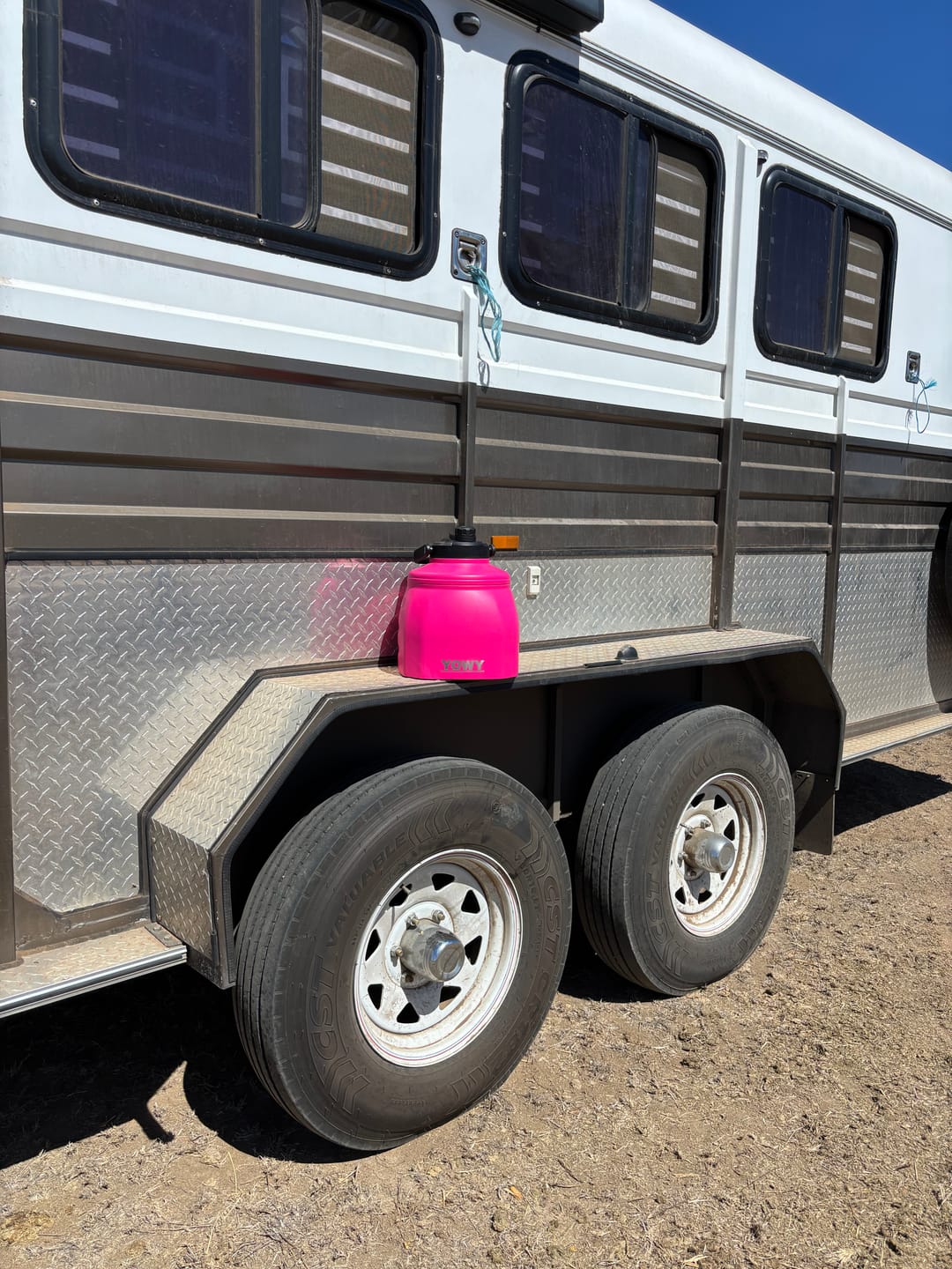 Customer photo review of 6L Yowy Watercan