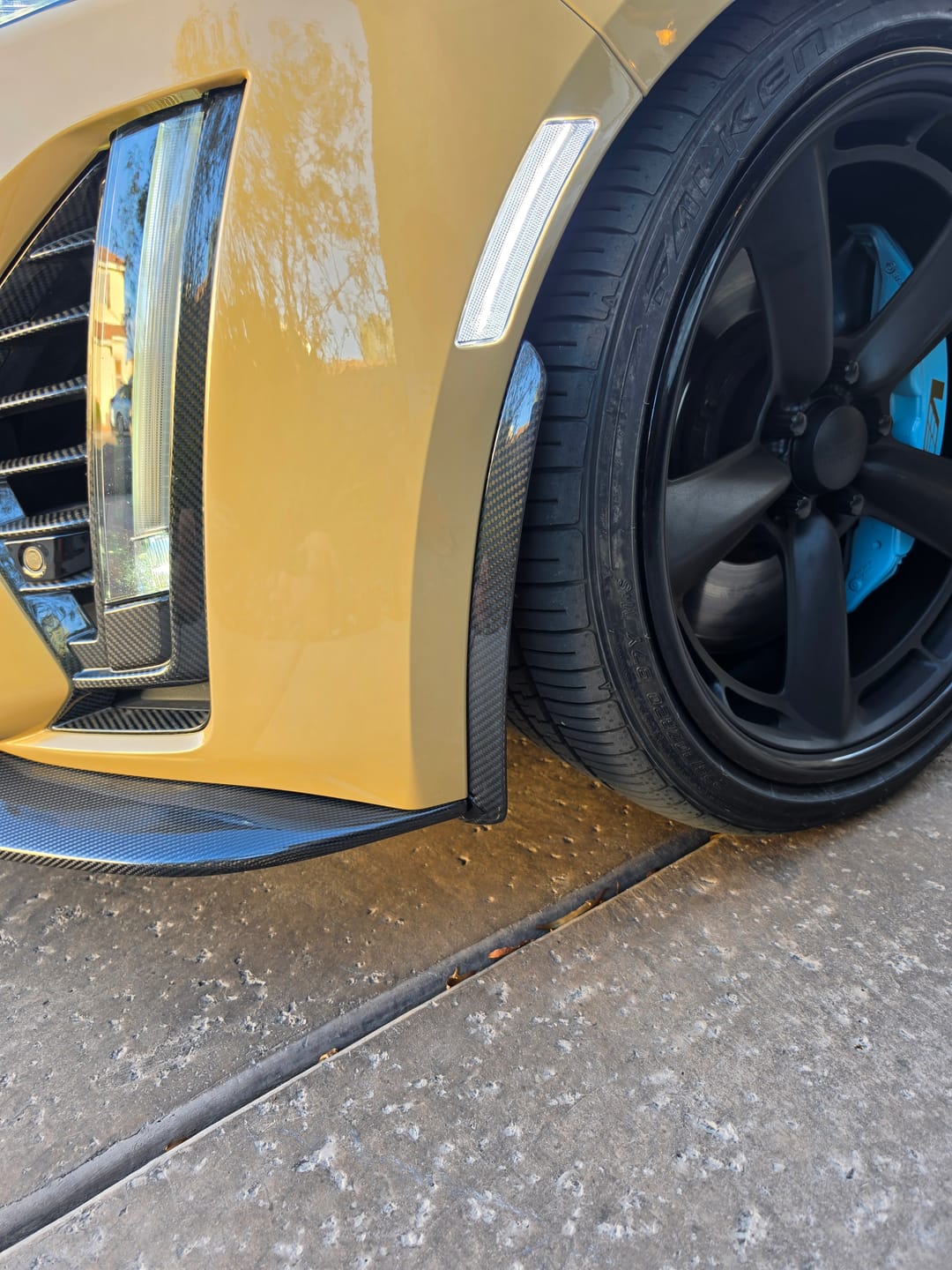 Customer photo review of 2020-Up Cadillac CT5-V Blackwing CARBON FIBER Front Splitter Side Wheel Arch