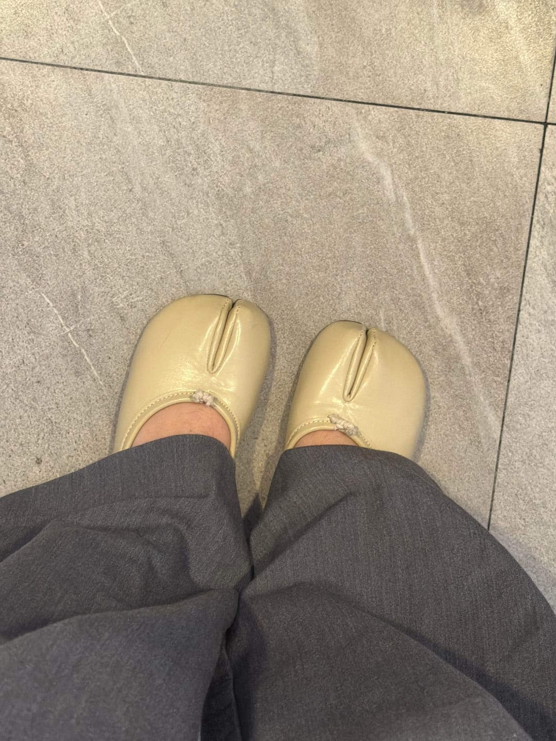 Customer photo review of Calcetas Tabi Blancas