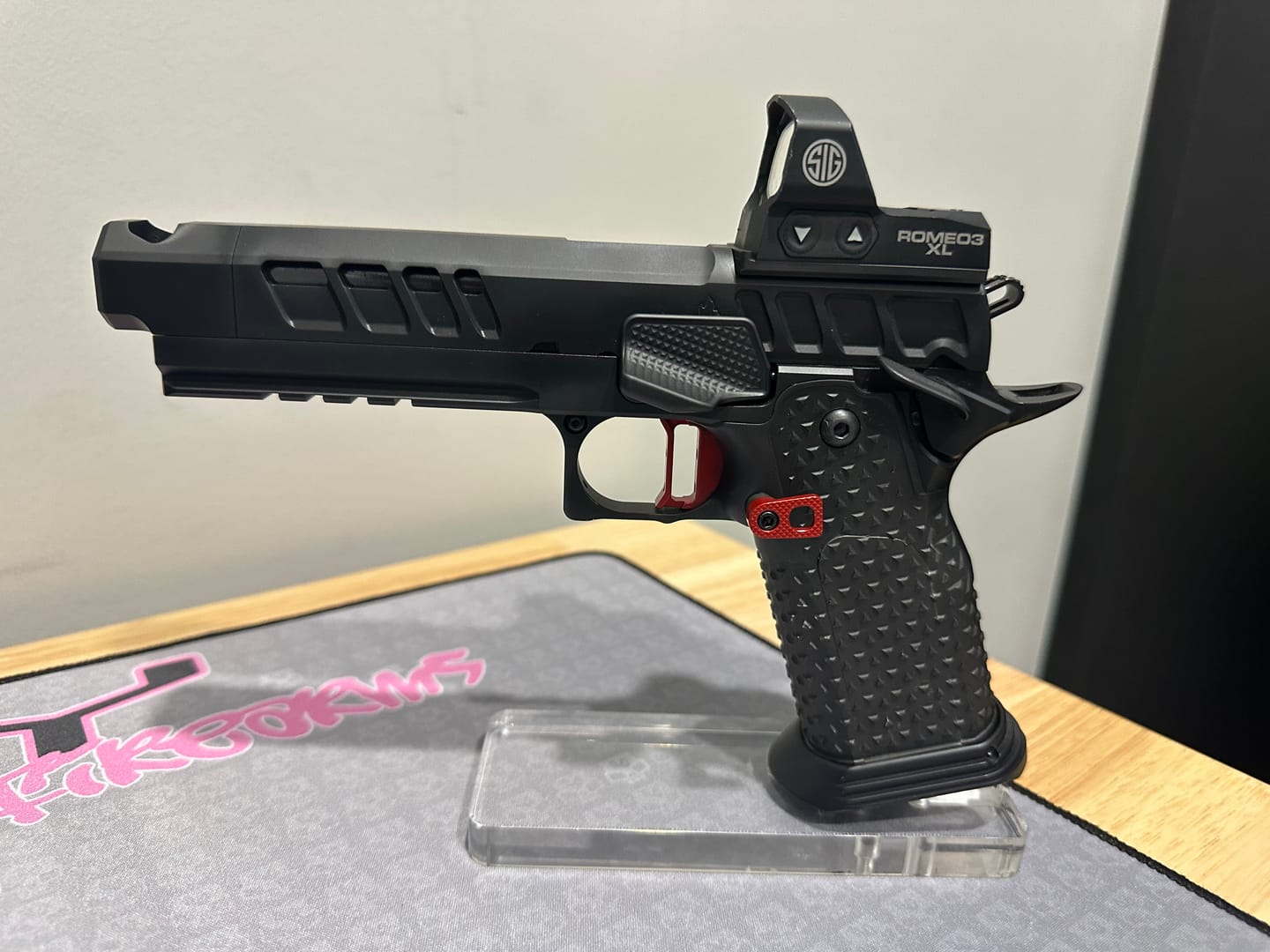 Customer photo review of 1911/2011 Extended Magazine Release | STI, Bul Armory Compatible