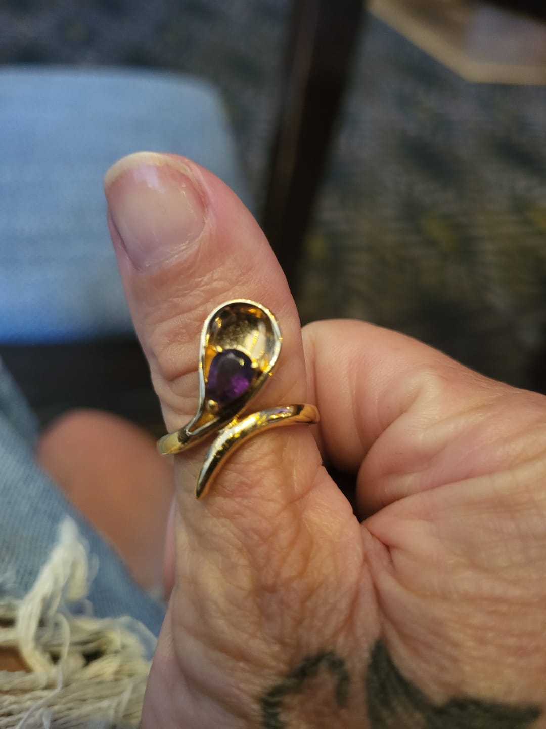 Customer photo review of Sandblast Texture Wave Ring with Amethyst