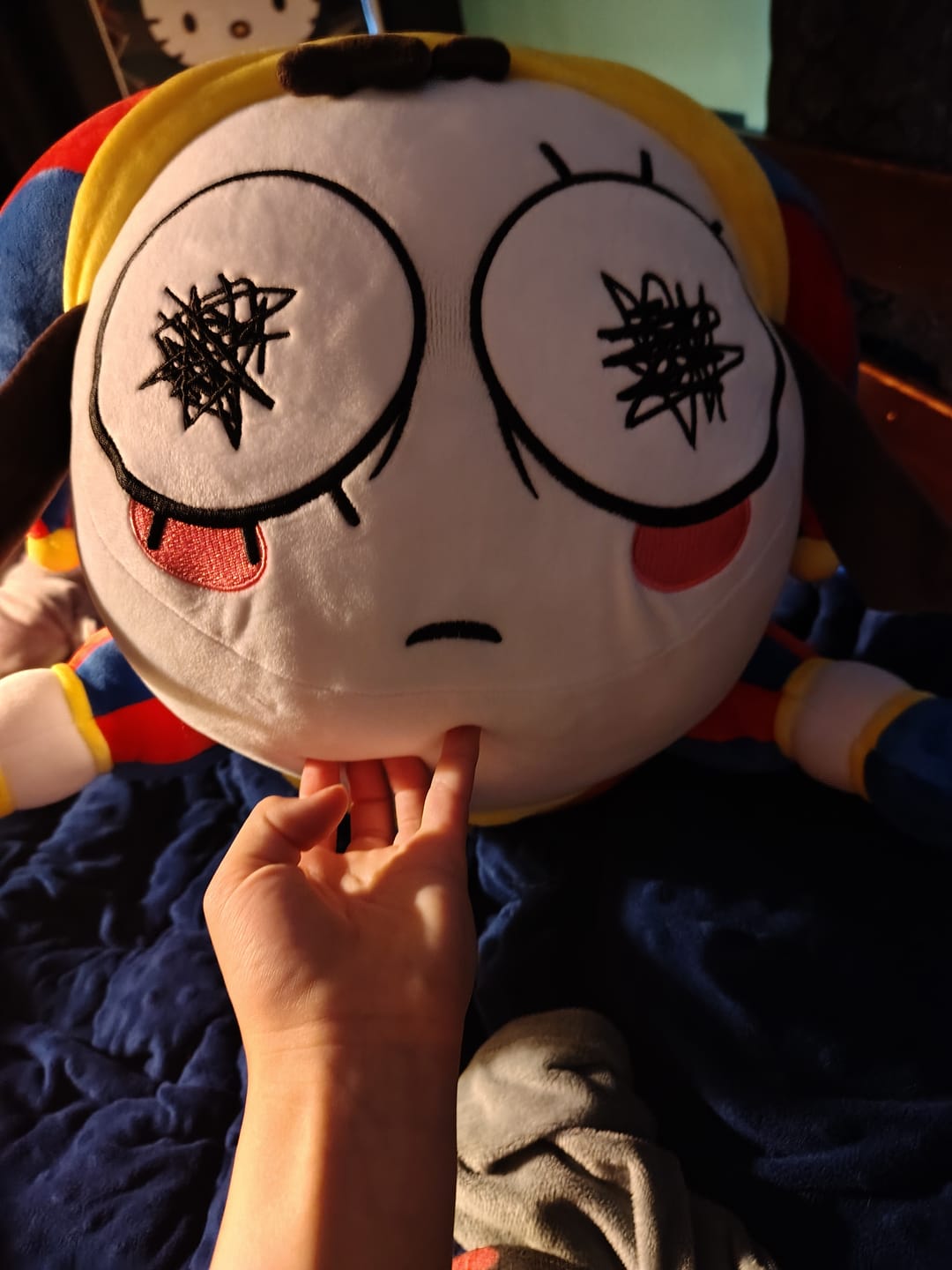 Customer photo review of Big Pomni Plush