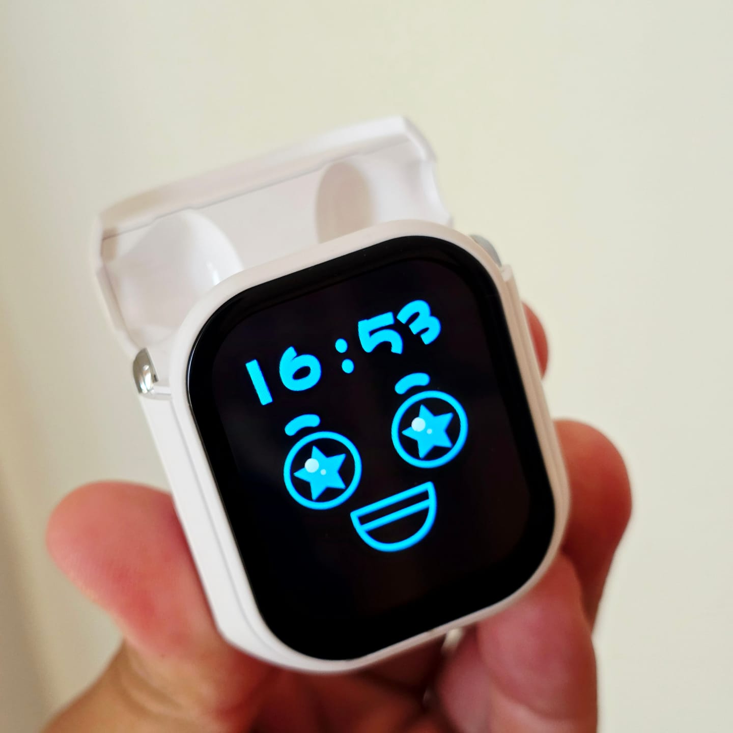 Customer photo review of KY55 Akıllı Dijital Ekranlı TWS Bluetooth Kablosuz Kulak İçi Kulaklık - Beyaz