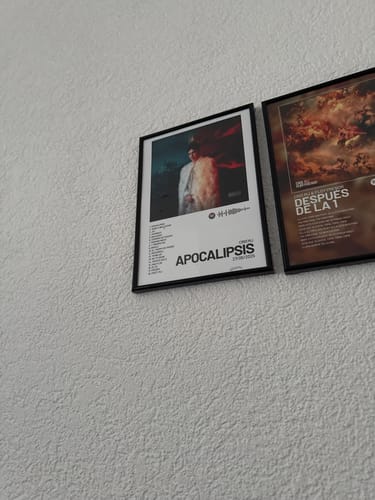 Reseña con foto de un cliente sobre APOCALIPSIS