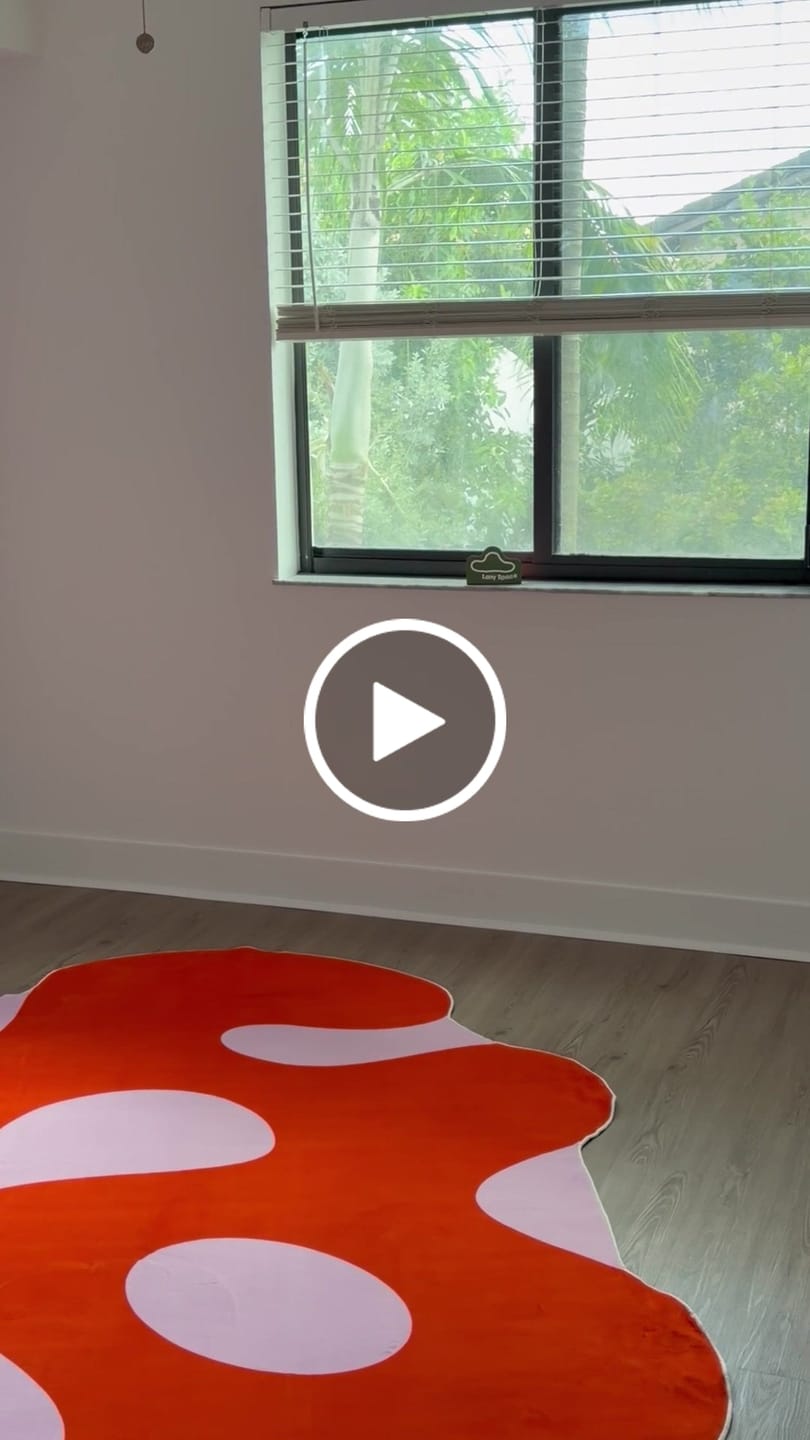 Customer video review of Irregular Orange Moss Design Rug by Johann Banta