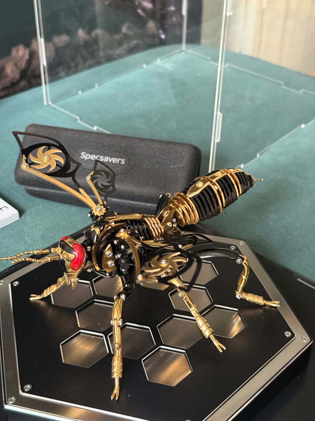 Customer photo review of Hornet King – Mechanical Metal Model Kit, DIY Assembly Collectible – 314 Pieces