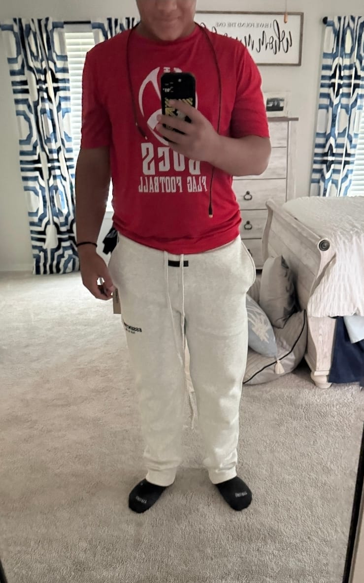 Customer photo review of Fear of God Essentials Sweatpants 'Light Oatmeal'