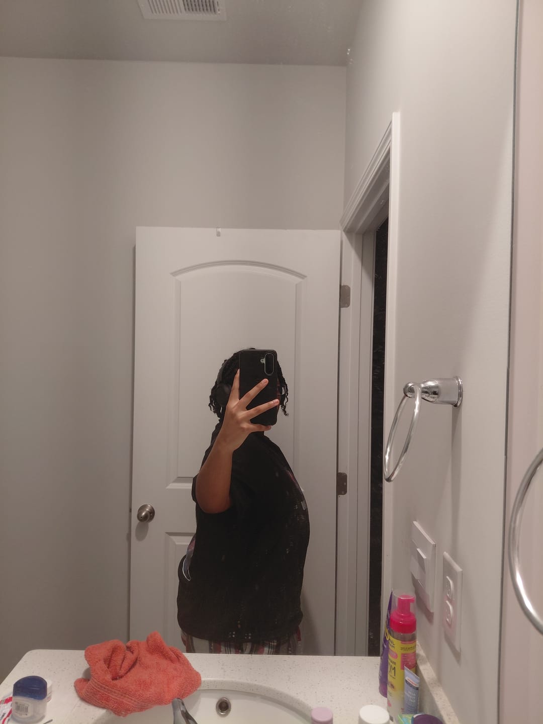 Customer photo review of Mesh Back Comfort Band Binder Black