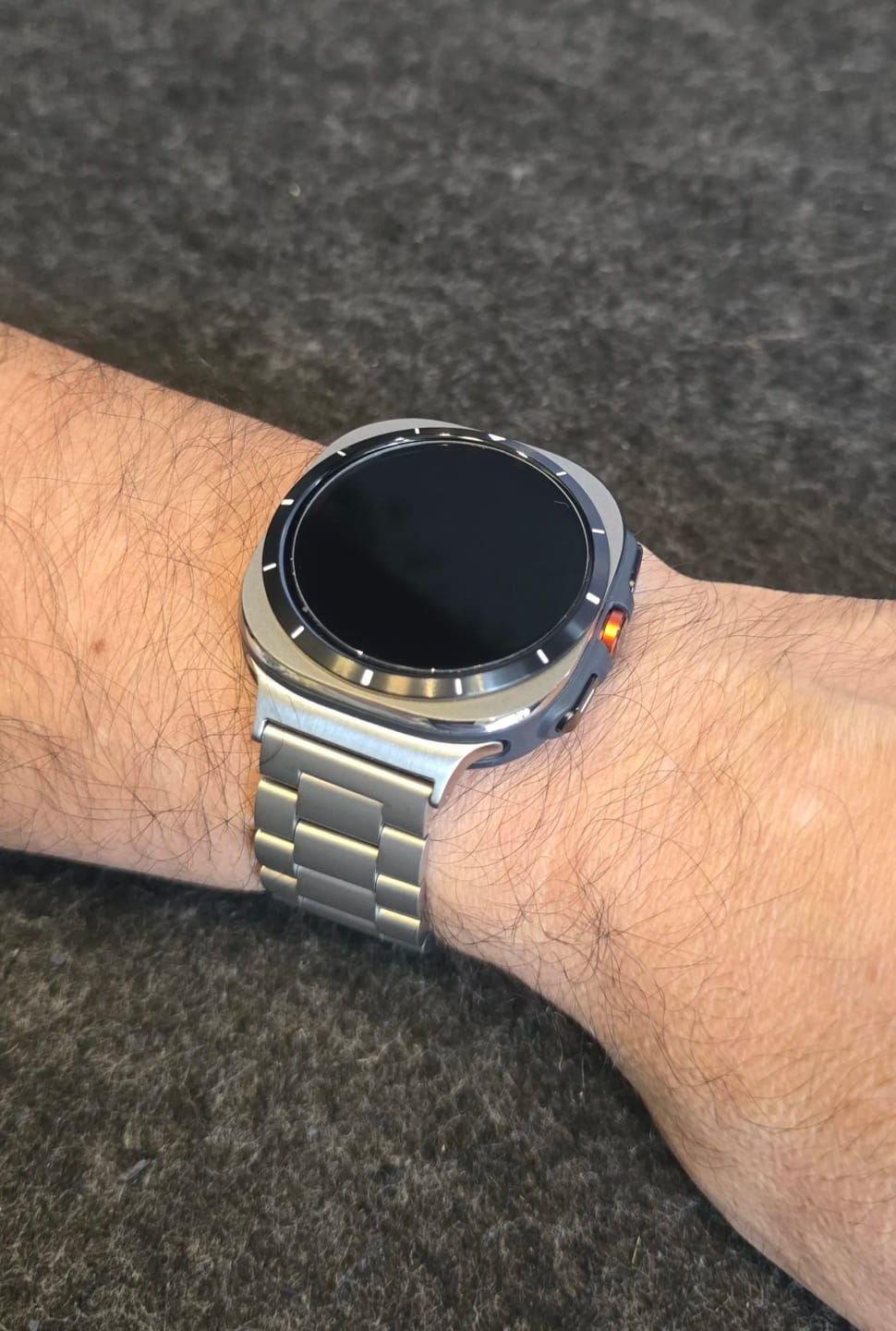 Customer photo review of Samsung Galaxy Stainless Steel Link Watch Band - 3/4/5/6/7/FE/8/9/Ultra/Ultra2
