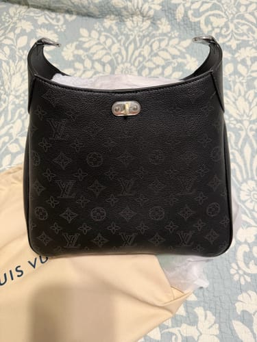 Customer photo review of Louis Vuitton NEW All Around PM
