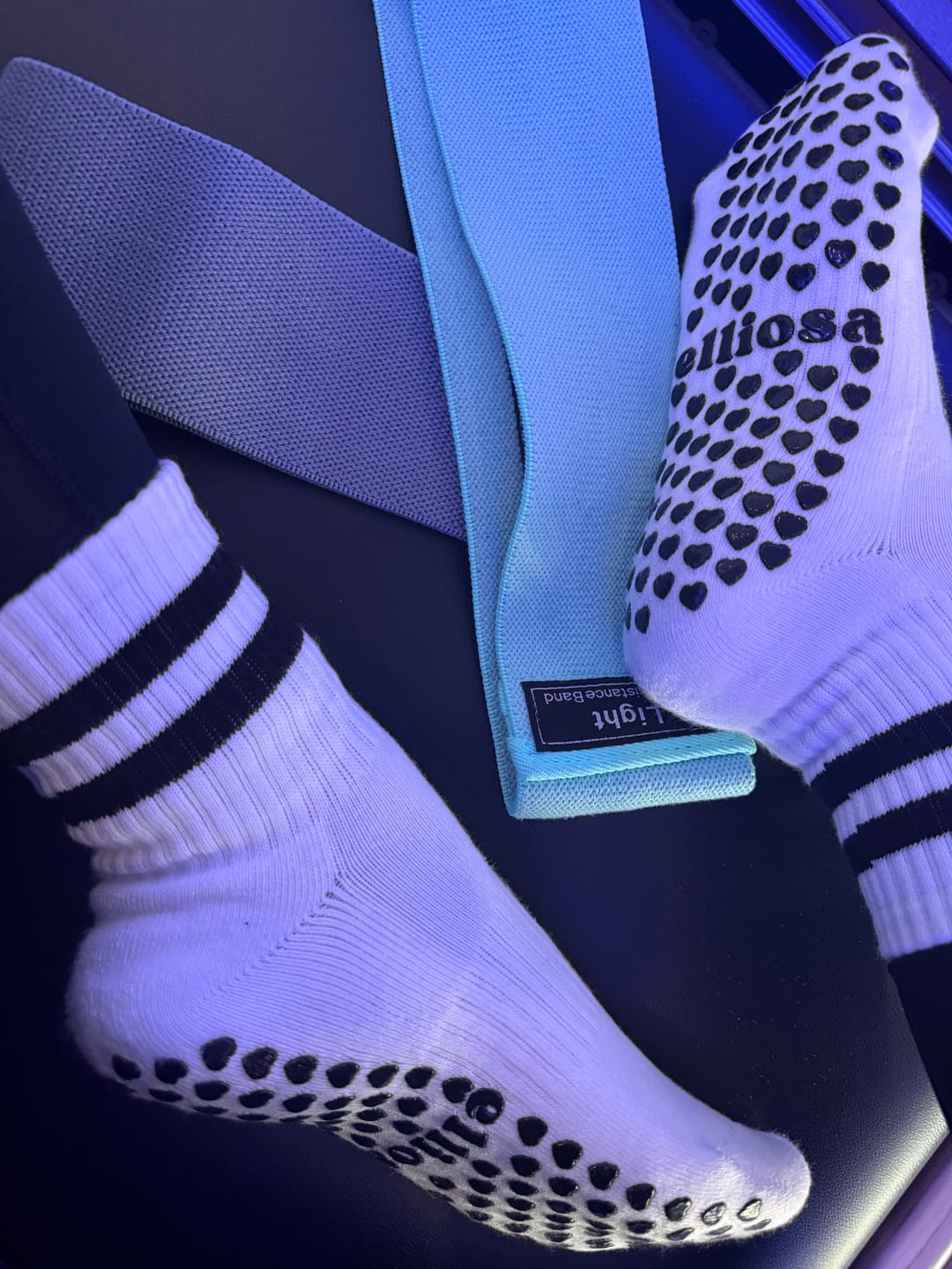Customer photo review of Grip Stripes - Coconut Cream