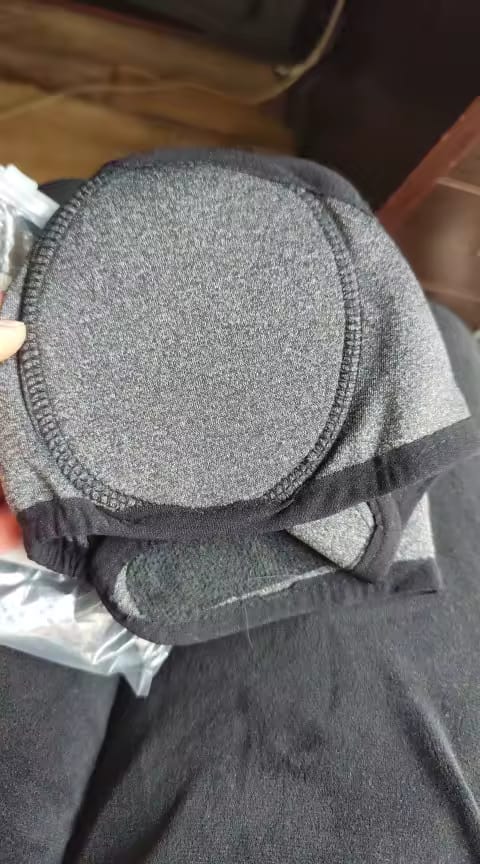 Customer photo review of Orejeras Calmantes para Perros