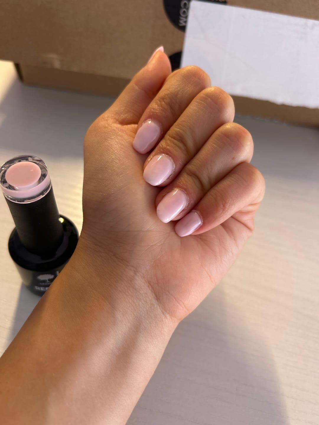 Customer photo review of Restructura Base&Go 11 - Rubber Base Hema Free - 15 ml  LCI