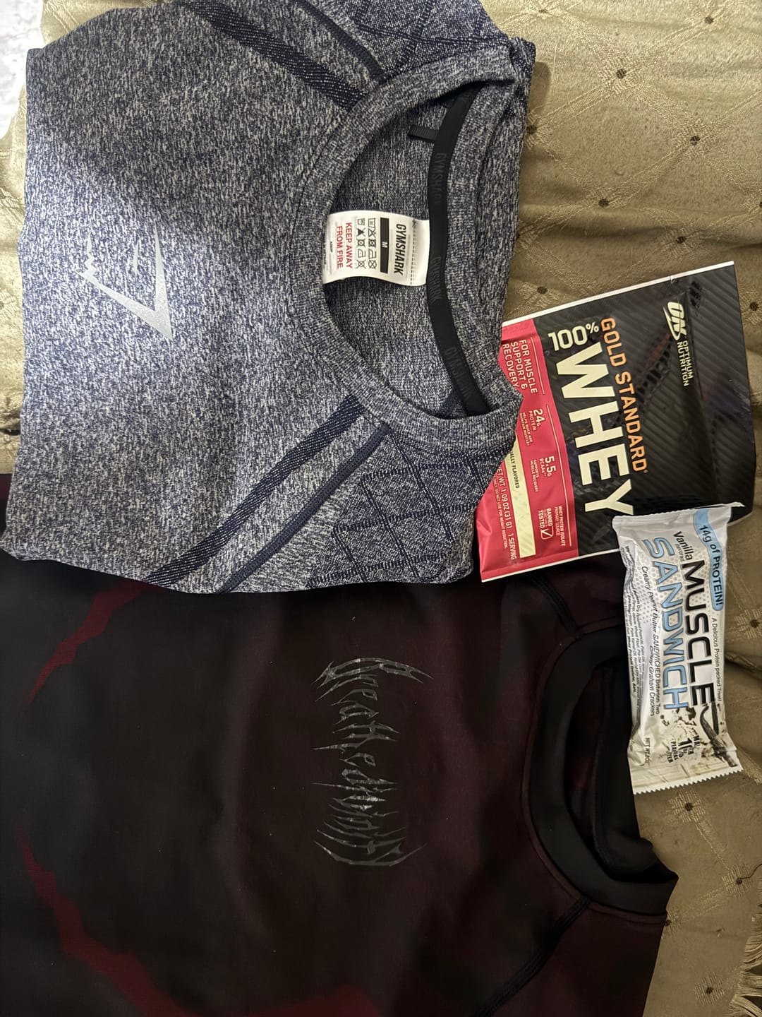 Customer photo review of DEVANT SEAMLESS LONG SLEEVE