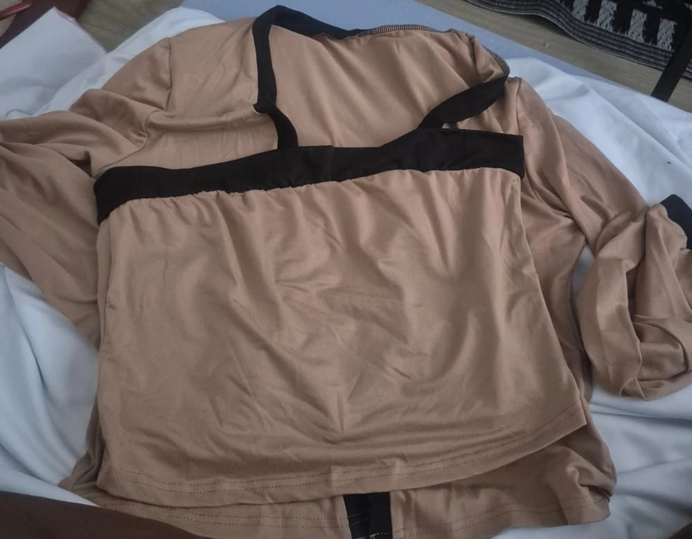 Customer photo review of Ninonine "Valerie" | Contrast Piping Faux-Layered Top
