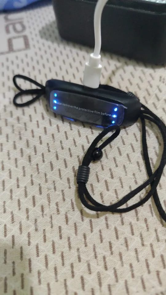 Customer photo review of Dispositivo Inteligente Anti-Ronquidos