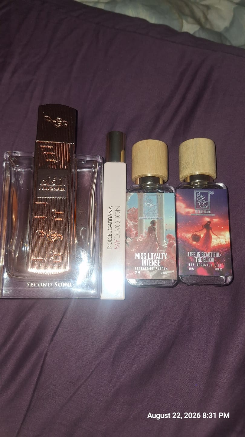 Customer photo review of Miss Loyalty Intense