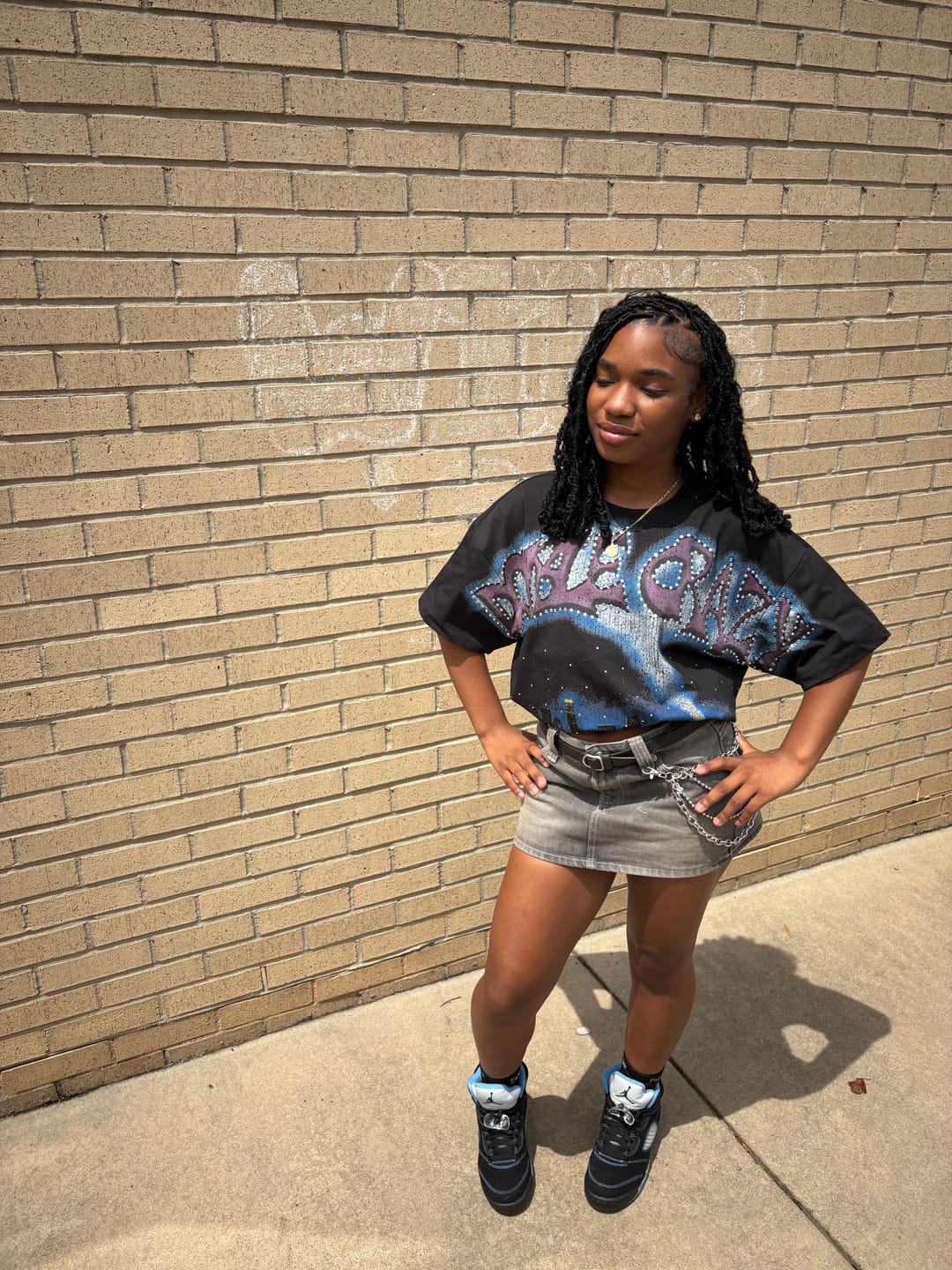 Customer photo review of Boxy L.A. Skyline Iced Out Tee-435