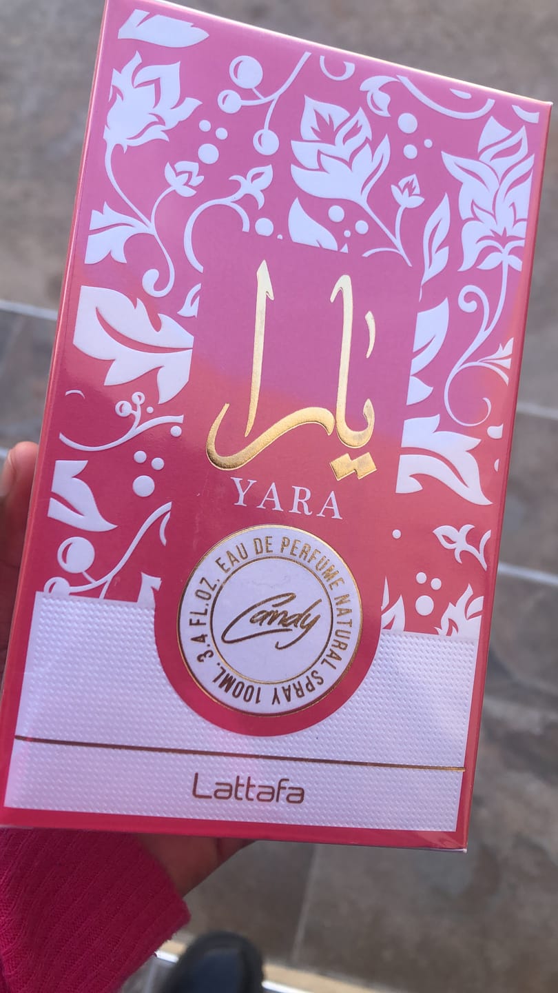 Customer photo review of Yara Candy Lattafa Perfumes 100ml