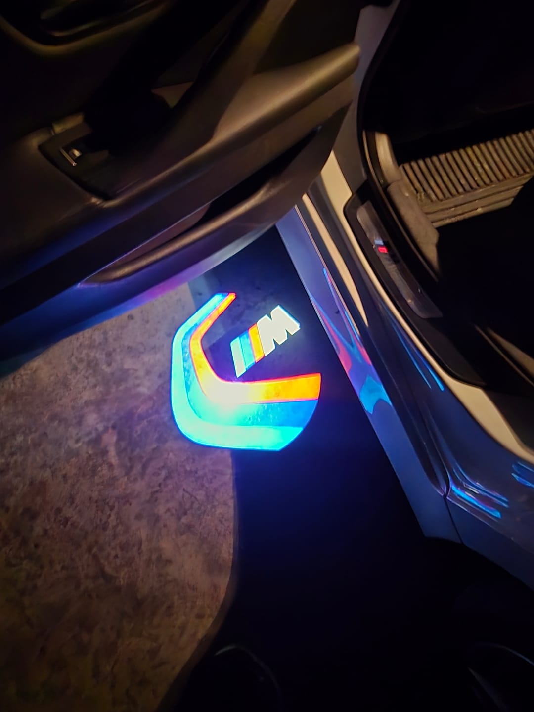 Customer photo review of BMW LED DOOR LIGHTS