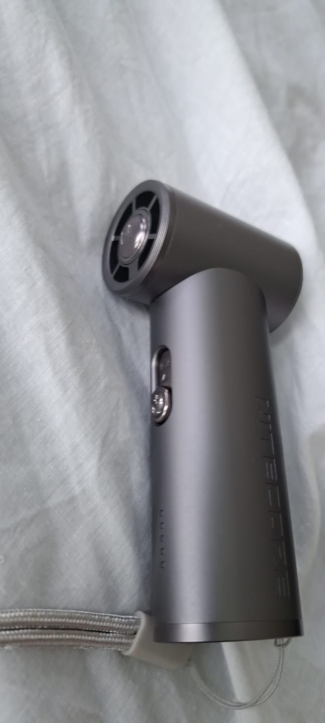 Customer photo review of NEF01 - Mini High-Speed Handheld Fan (4,000mAh)