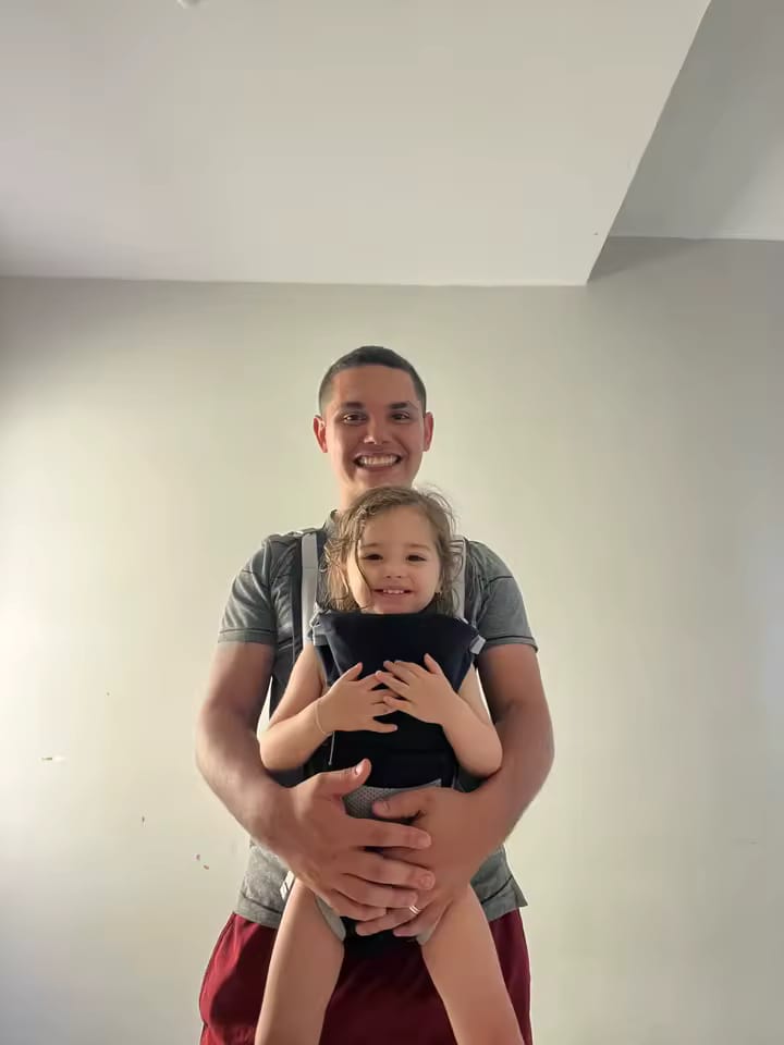 Customer photo review of Ashton ComfortCarry™