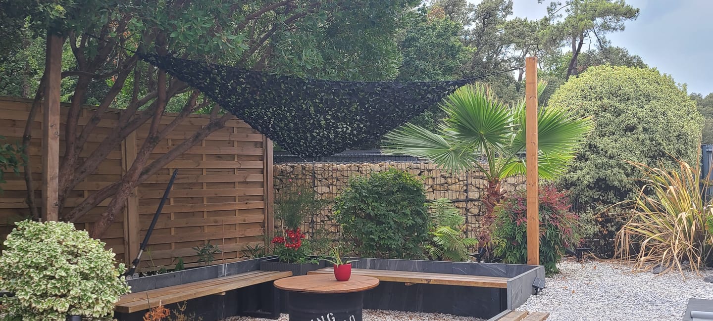 Customer photo review of Filet de camouflage triangulaire noir