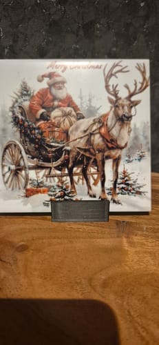 Customer photo review of Zwarte Tegelhouder Display voor grote Sublimatie Tegels 15 x 15 cm