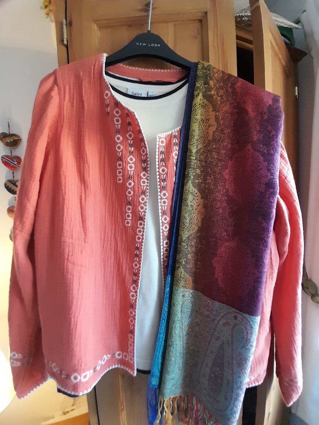 Customer photo review of Buddha Stones Spring Colorful Gradient Cashew Flower Pattern Tassel Cozy Scarf Shawl