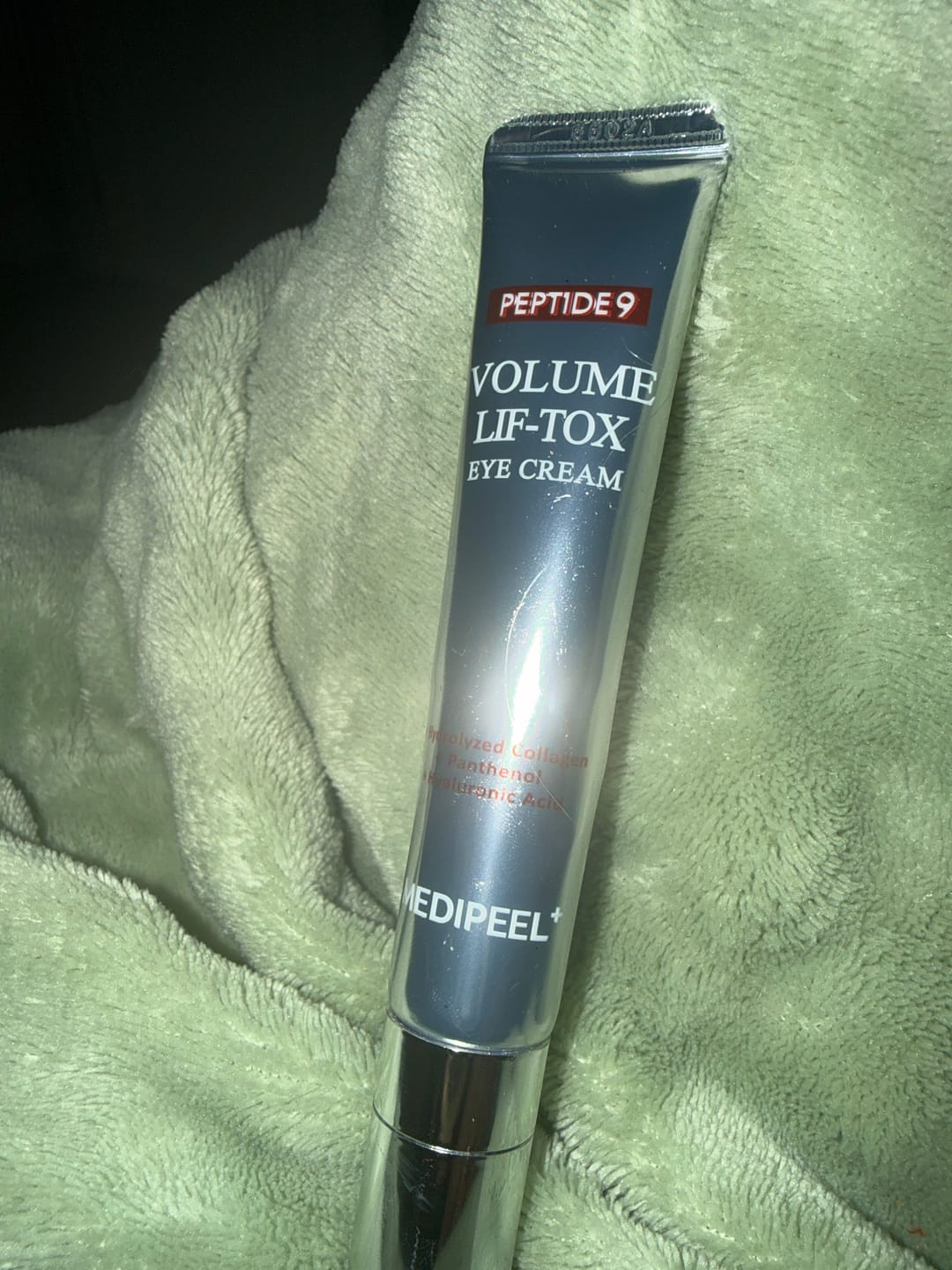 Customer photo review of Intensīvs masāžas krēms ādai ap acīm ar liftinga efektu Medi-Peel Peptide 9 Volume Lif-Tox Eye Cream