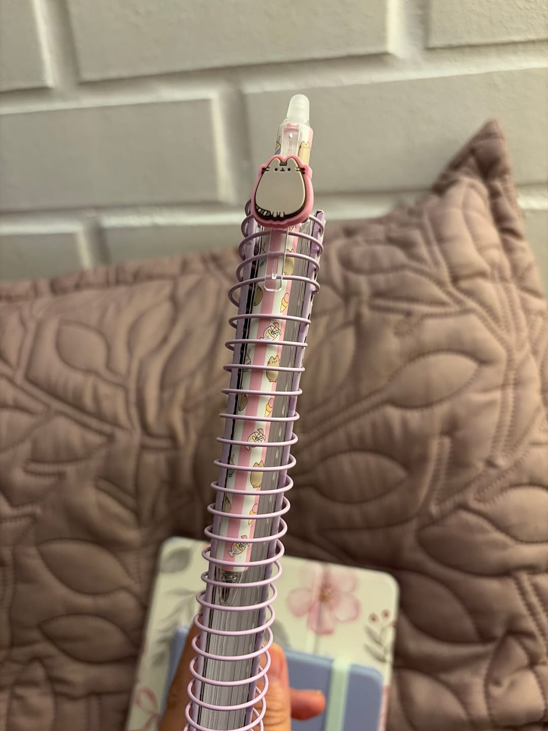 Customer photo review of Bolígrafo Gel Borrable Pusheen Summer