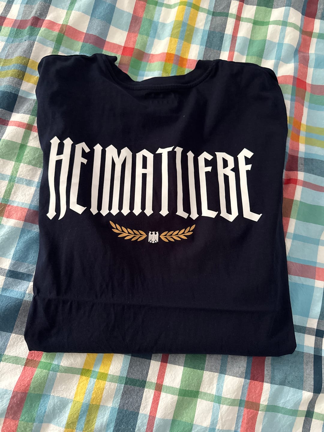Customer photo review of Heimatliebe Statement - Shirt - Navy