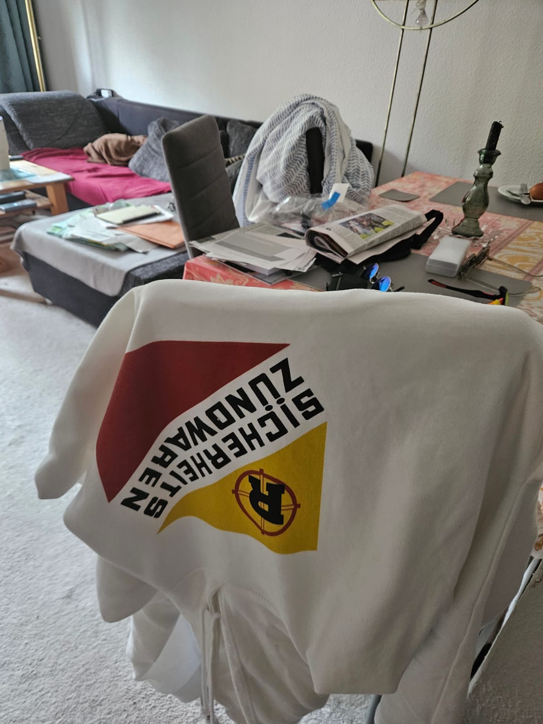 Customer photo review of DDR Ostalgie Kapuze / Hoodie Unisex • RIESA STREICHHÖLZER