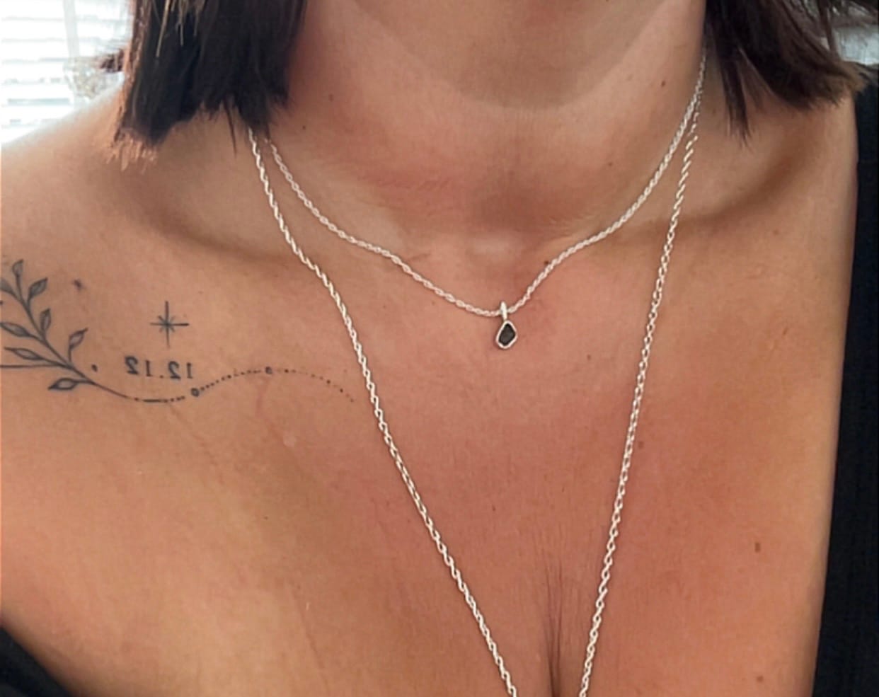 Customer photo review of Moldavite - Mini necklace pendant
