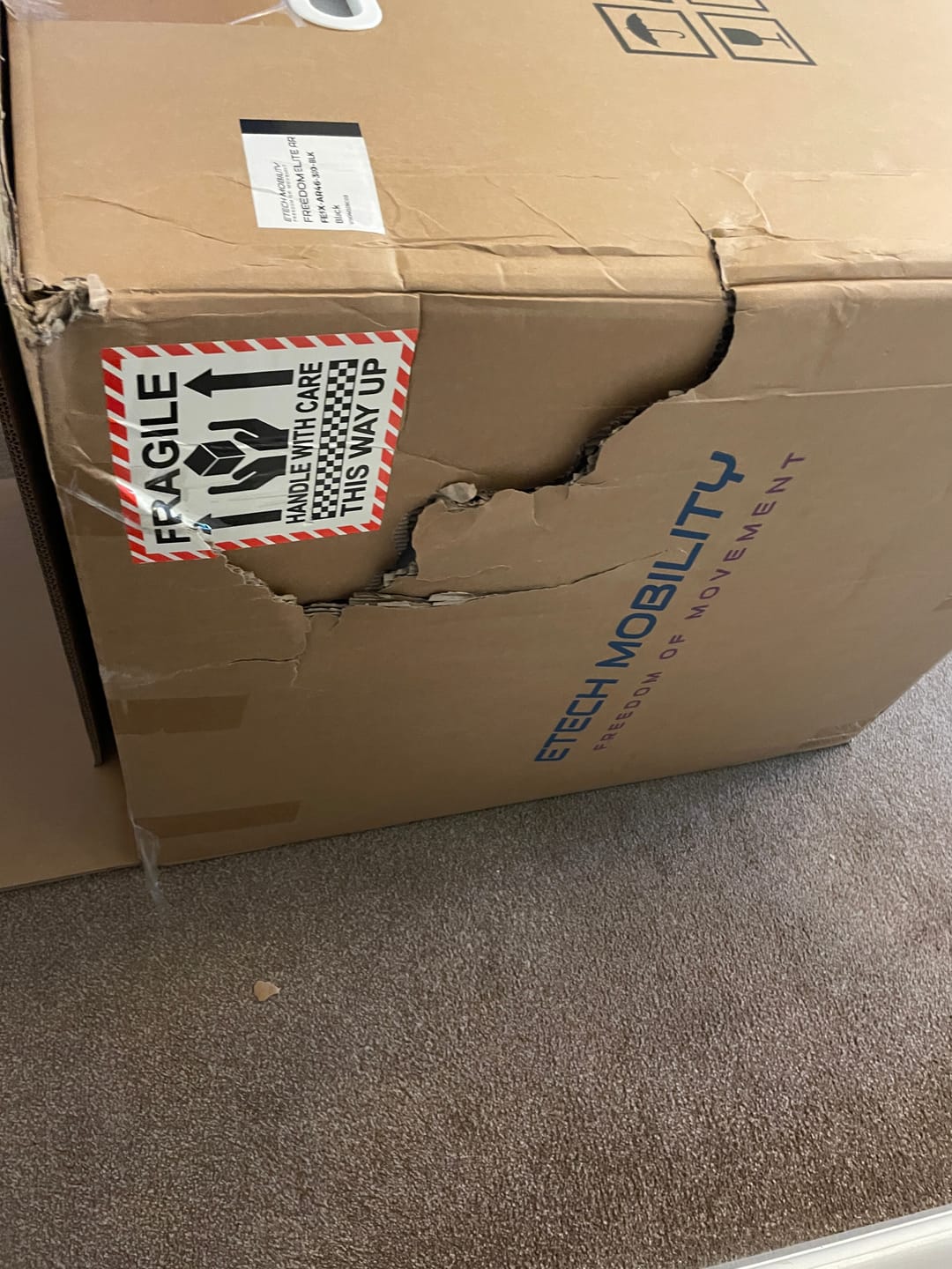Customer photo review of Wide-Seat Remote Control Auto Reclining Powerchair Freedom Elite AR