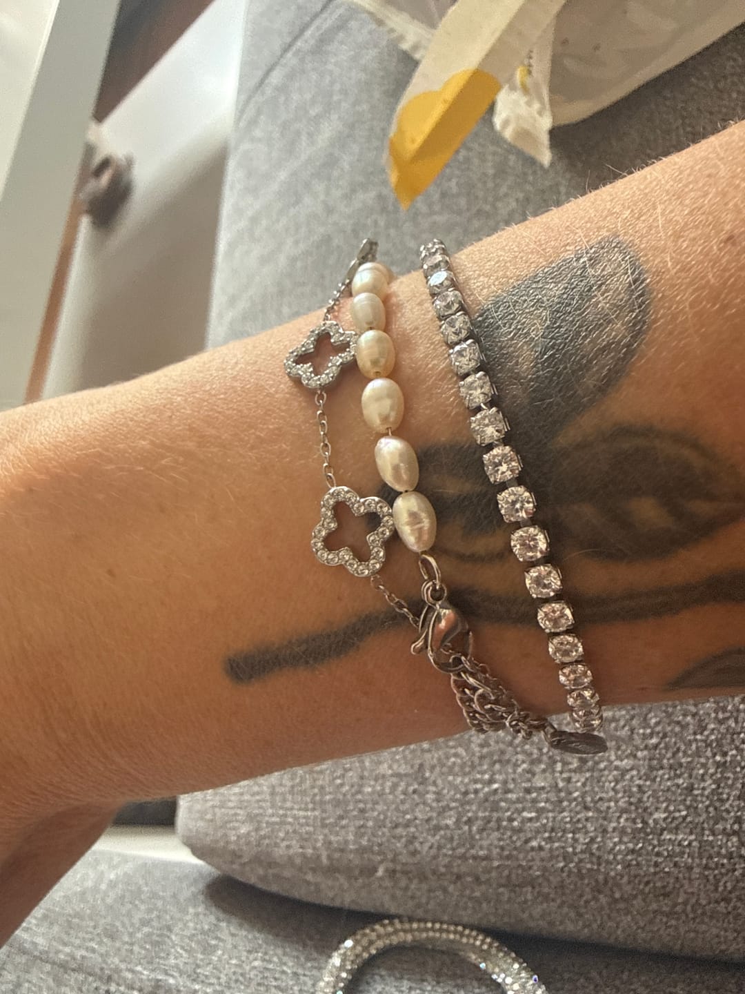 Customer photo review of Hi-Life Tennis Armband 14K Vergoldet