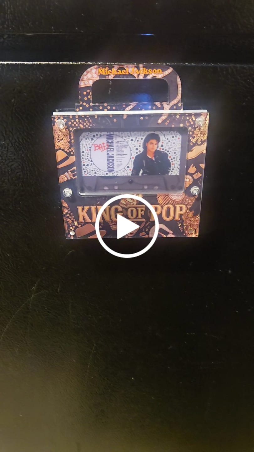 Customer video review of Thrillerque NFC Fridge Magnet