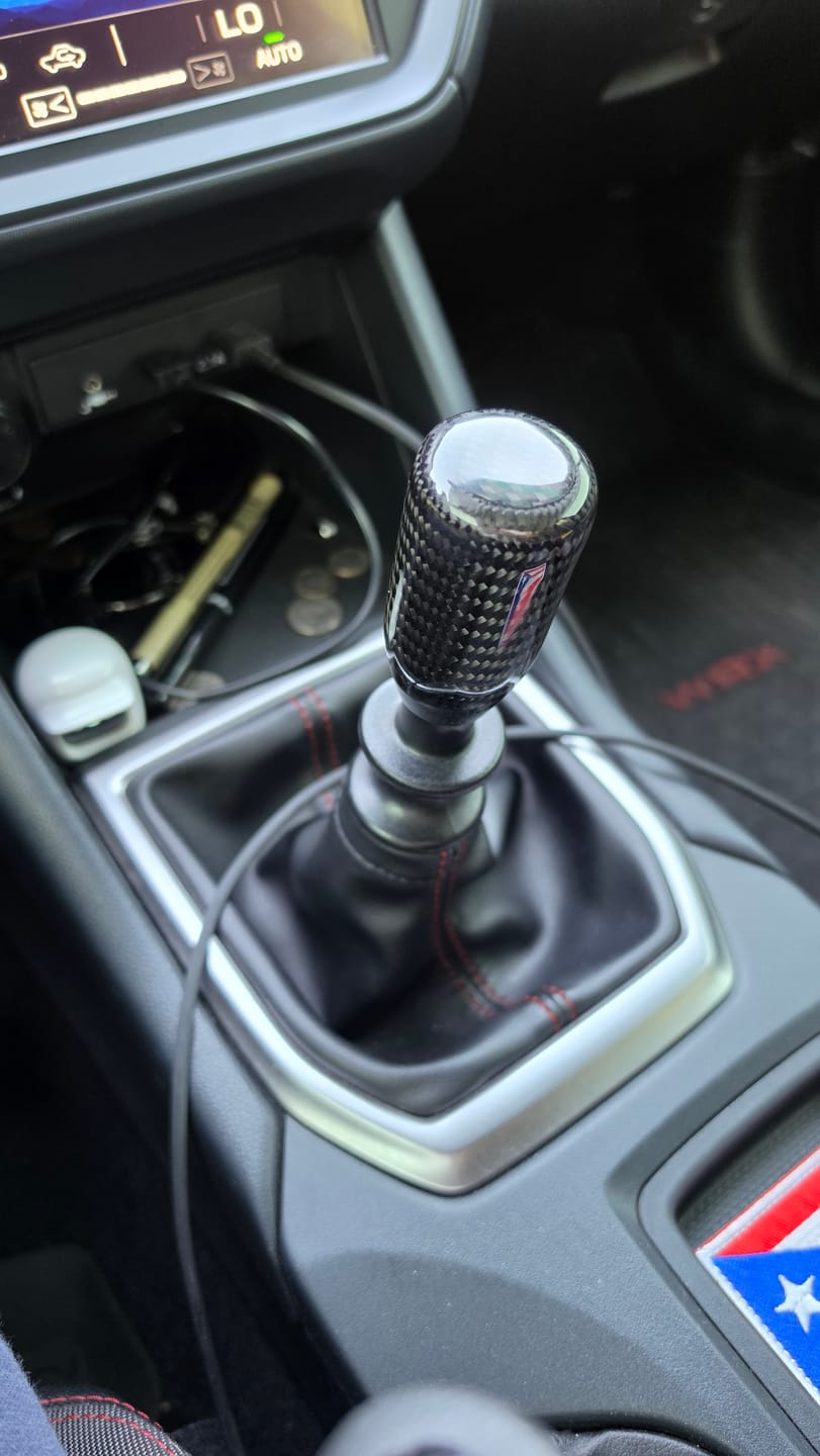 Customer photo review of Damaged Shift Knobs