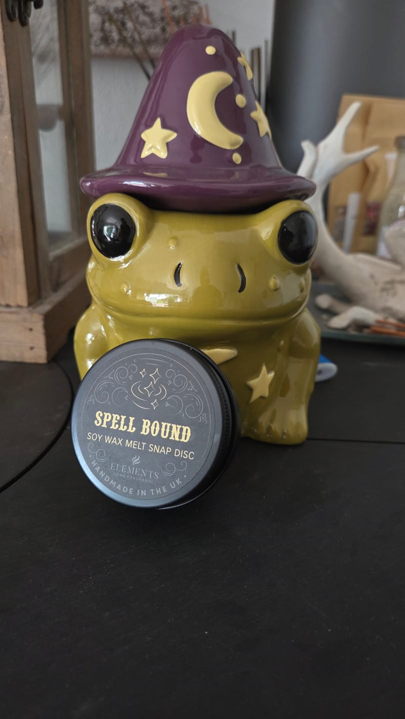 Customer photo review of Spell Bound Duftwachs