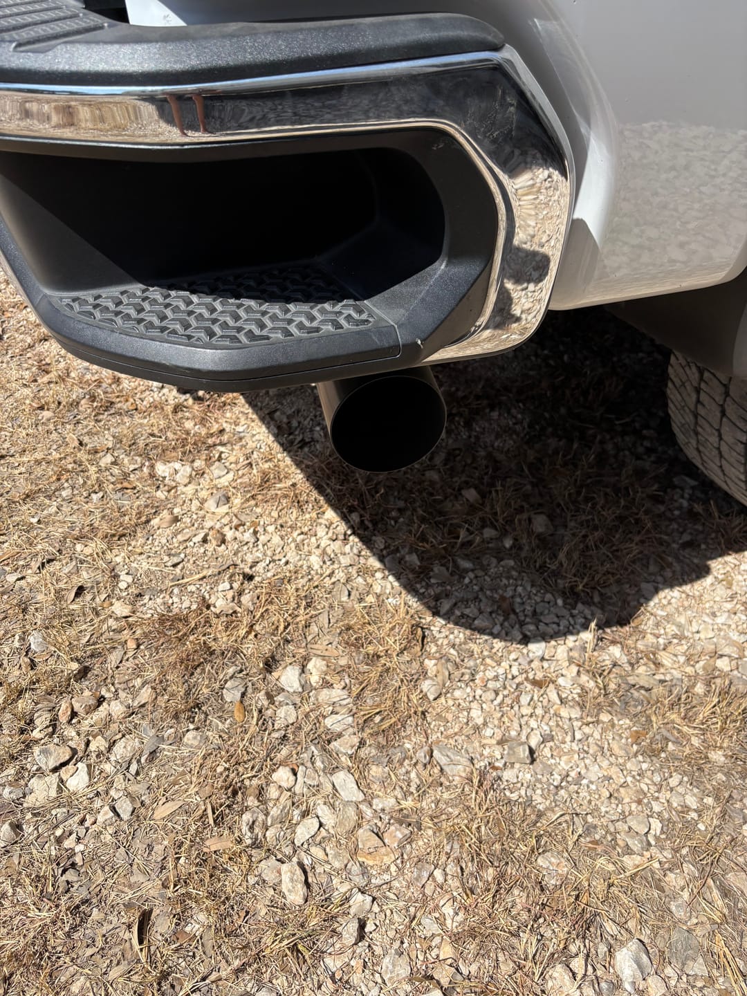 Customer photo review of 2017-2023 Duramax 70° Vented Turn Out Tip / Exhaust Tip (ST11070B)